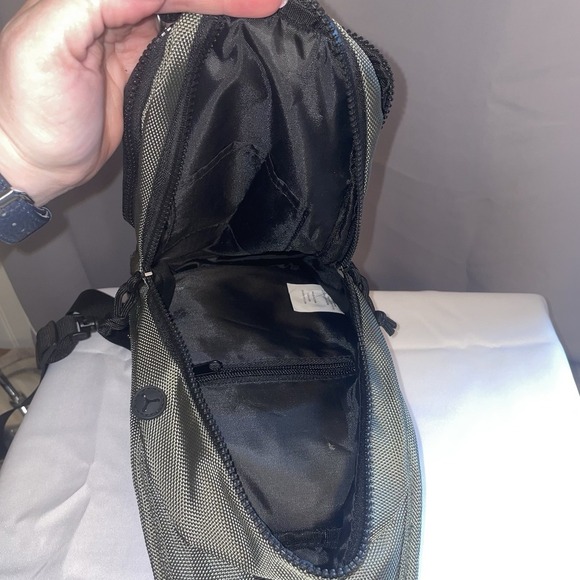 SAVE THE OCEAN SUSTAINABLE SLING BAG OLIVE GREEN CROSSBODY PURSE - Picture 5 of 14